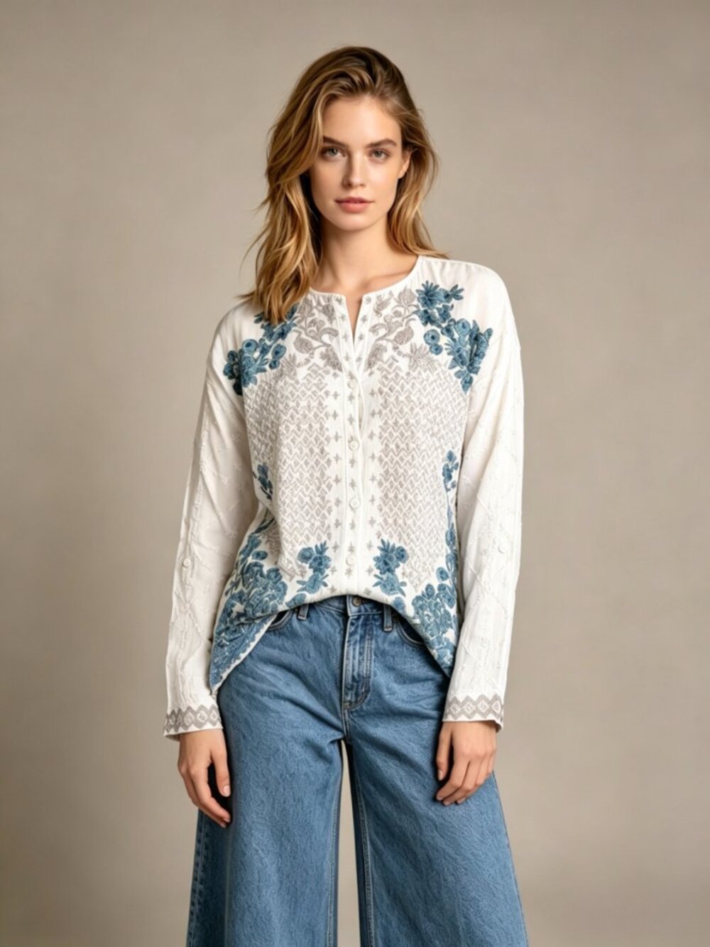 NWOT Johnny Was Embroidered Floral Tunic White Blue Shirt Blouse Boho Sz S